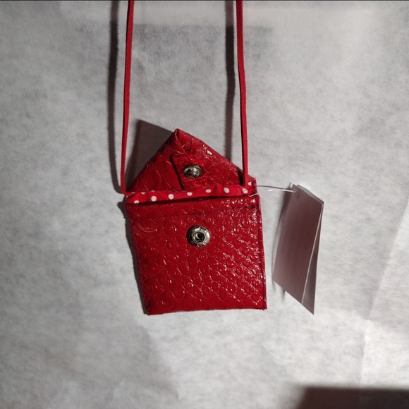 Hiding Pouch - Picture 3 of 7